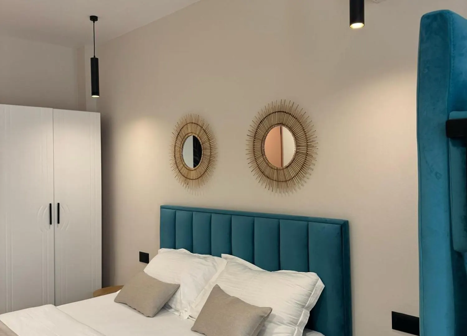 *** Szálloda Villa Lamer Durrës Albánia