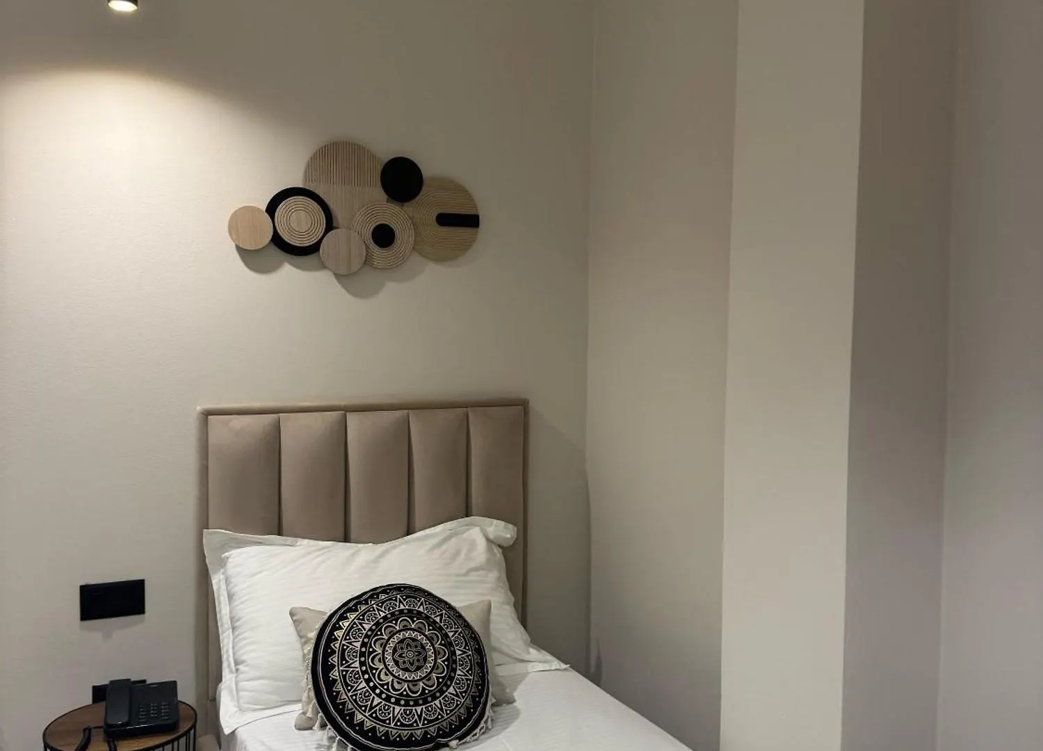 Villa Lamer Durrës 3*,